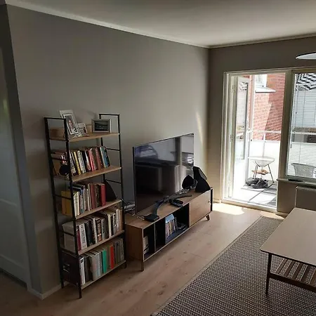 Koselig I Gangavstand Til Ullernasen T-bane Stasjon * Осло