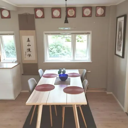 Koselig I Gangavstand Til Ullernasen T-bane Stasjon Apartment Oslo